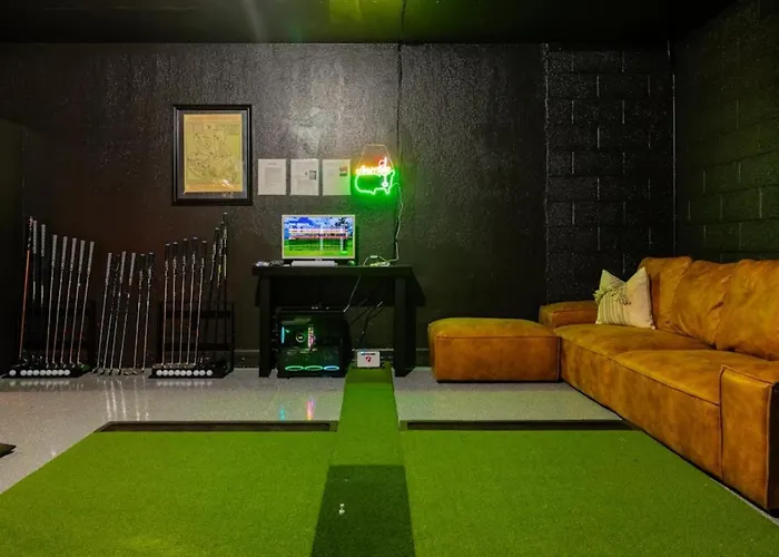 The Scottsdale Clubhouse