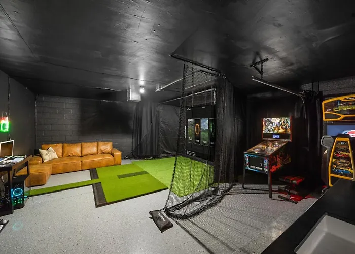 The Scottsdale Clubhouse * Phoenix